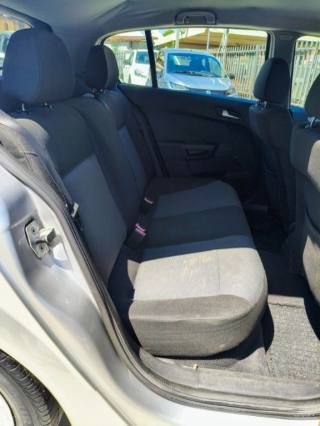 OPEL Astra usata, con Interni in pelle
