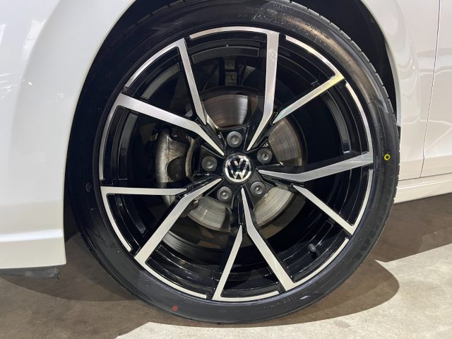 VOLKSWAGEN Golf usata, con Boardcomputer