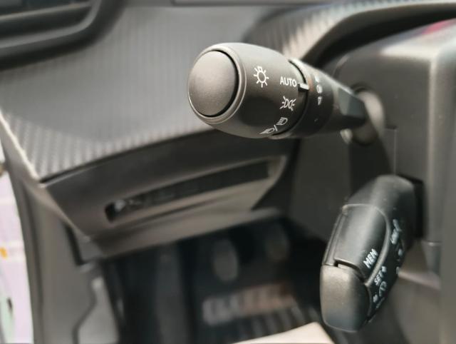 PEUGEOT 2008 usata, con Climatizzatore