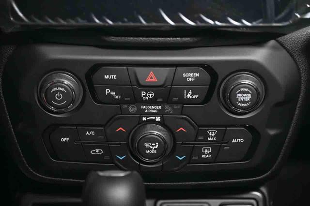 JEEP Renegade usata, con Park Distance Control