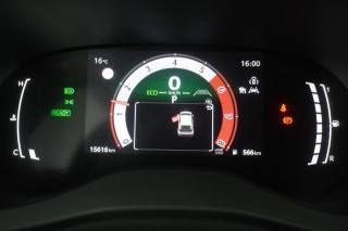 TOYOTA Yaris usata 6