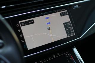 AUDI Q8 usata, con Tettuccio apribile