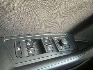 VOLKSWAGEN T-Roc usata, con Touch screen