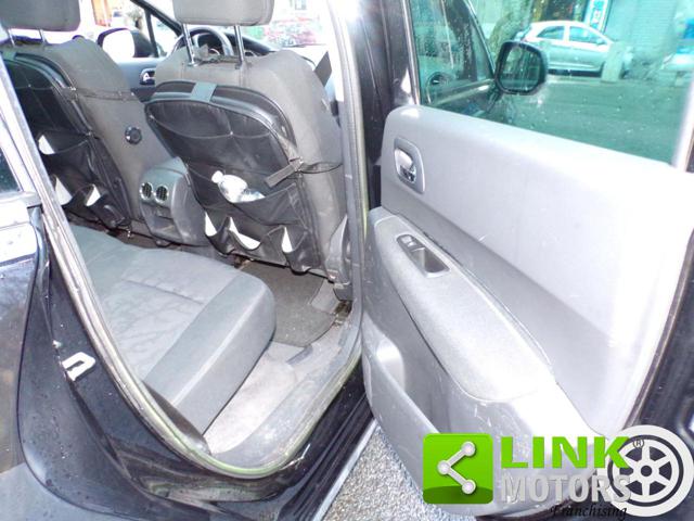 PEUGEOT 3008 usata, con Sensori di parcheggio posteriori