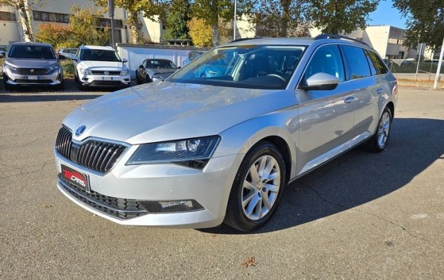 SKODA Superb usata, con Airbag Passeggero