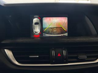 ALFA ROMEO Stelvio usata, con Sedile posteriore sdoppiato