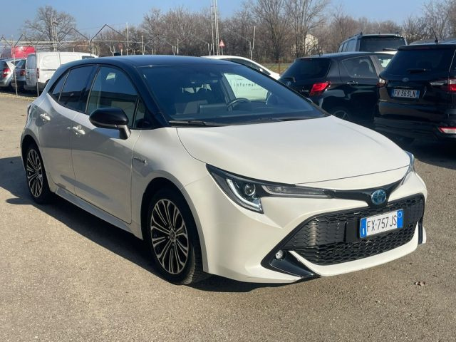 TOYOTA Corolla usata, con Autoradio