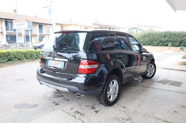 MERCEDES-BENZ ML 280 usata, con Climatizzatore