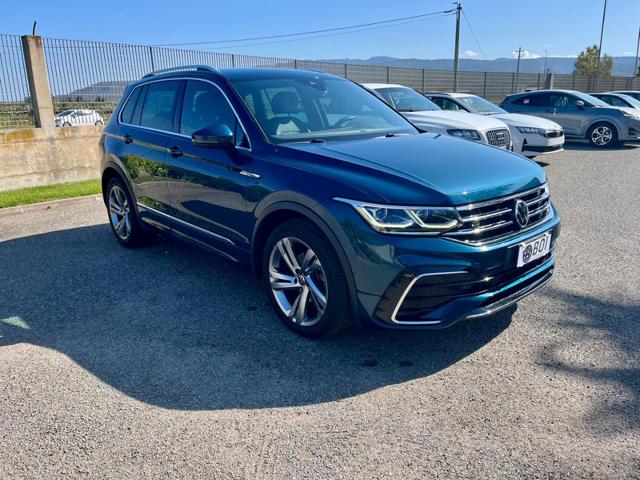 VOLKSWAGEN Tiguan usata, con Airbag laterali
