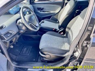 LANCIA Ypsilon usata, con Autoradio