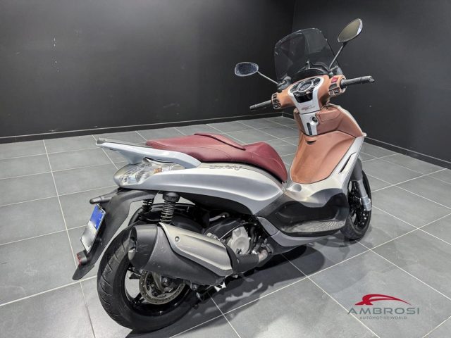 PIAGGIO Beverly 500 usata 1