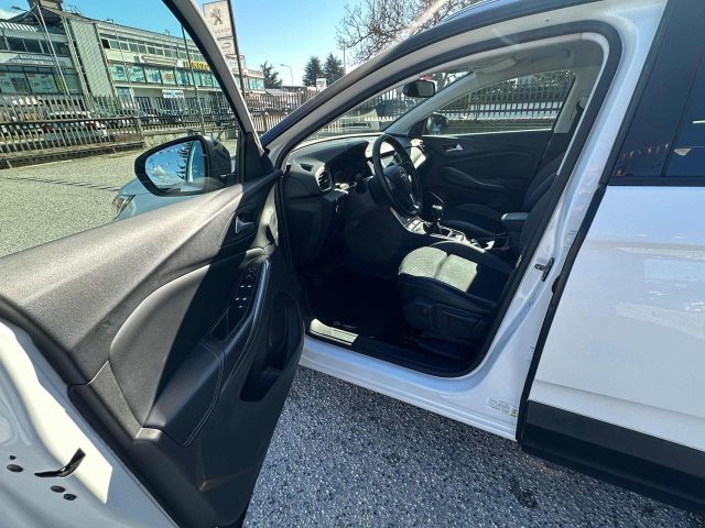 OPEL Grandland X usata 8