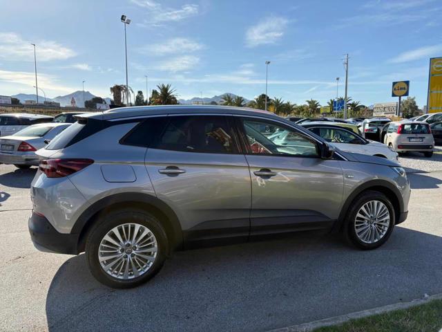 OPEL Grandland X usata, con Autoradio