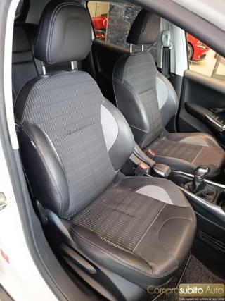 PEUGEOT 2008 usata 26