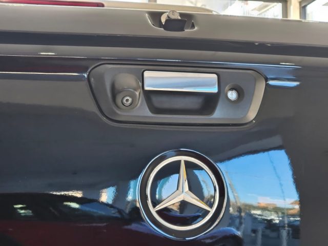 MERCEDES-BENZ X 250 usata, con Boardcomputer