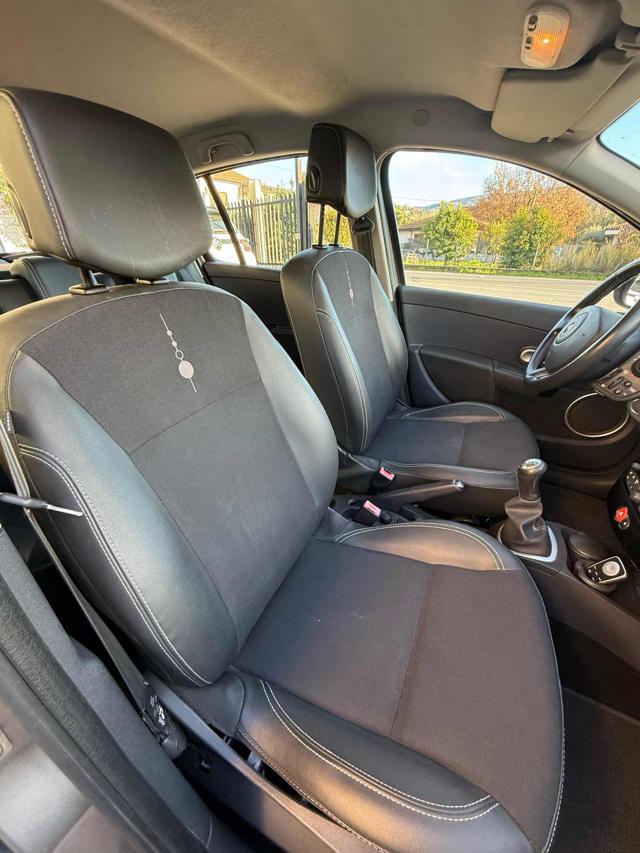 RENAULT Clio usata 23