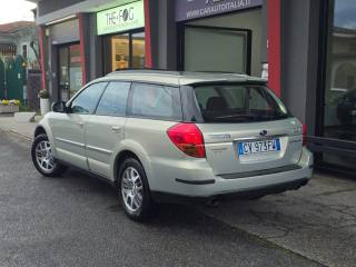 SUBARU OUTBACK usata, con Controllo trazione