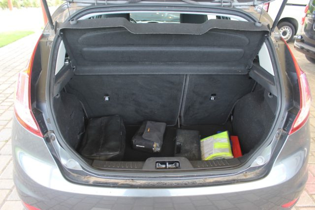 FORD Fiesta usata, con Chiusura centralizzata