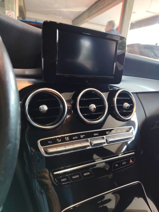 MERCEDES-BENZ C 220 usata 25