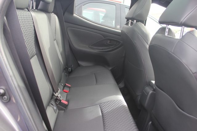 TOYOTA Yaris usata, con Fendinebbia