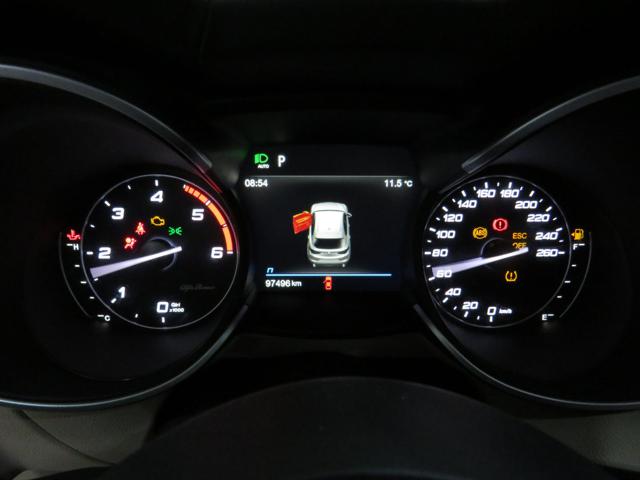 ALFA ROMEO Stelvio usata, con Controllo trazione