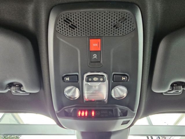 PEUGEOT 2008 usata, con Luci diurne LED