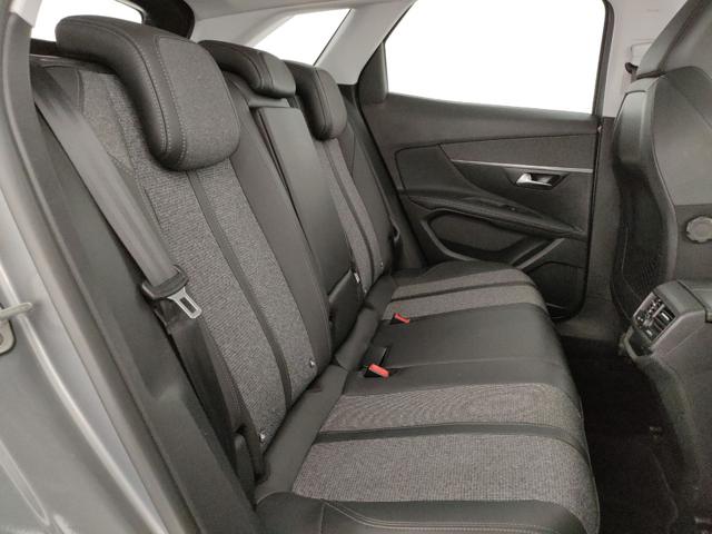 PEUGEOT 3008 usata, con Volante in pelle
