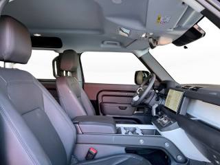 LAND ROVER Defender usata, con Airbag laterali