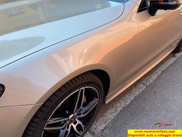 MERCEDES-BENZ E 220 usata, con Sensori di parcheggio posteriori