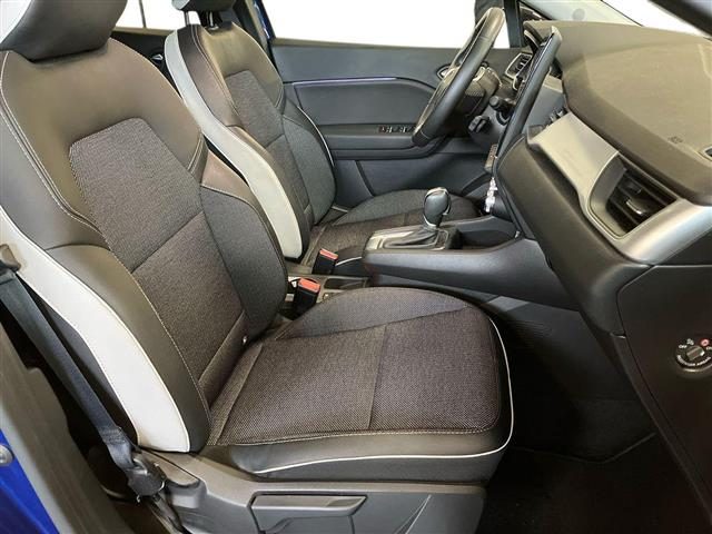 RENAULT Captur usata, con Volante in pelle