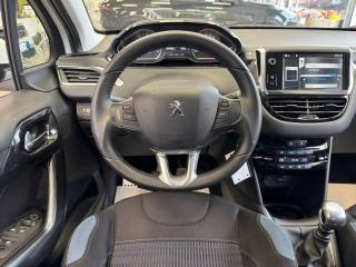PEUGEOT 208 usata, con Controllo automatico clima