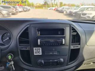 MERCEDES-BENZ Vito usata 12