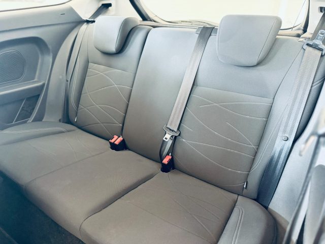 FORD Fiesta usata, con Cruise Control