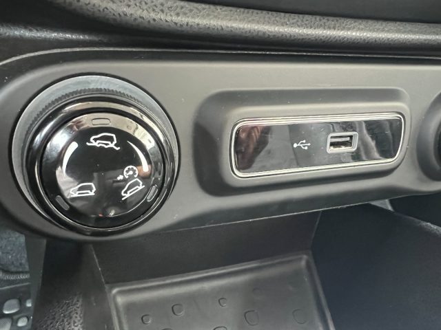 FIAT 500L usata, con Volante in pelle