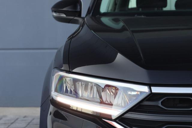 VOLKSWAGEN T-Roc usata, con Hill holder