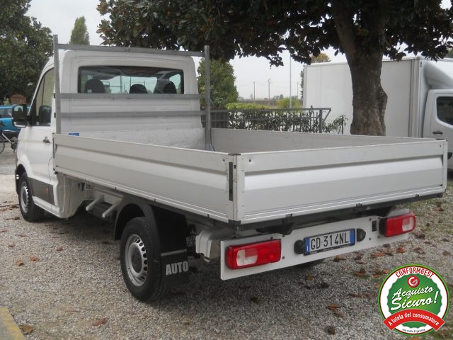VOLKSWAGEN Crafter usata, con Autoradio