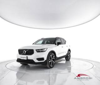 VOLVO XC40 D3 R-design