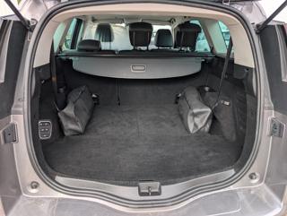 RENAULT Grand Scenic usata, con Vetri oscurati