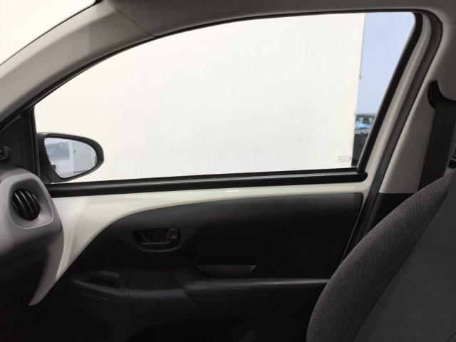 PEUGEOT 108 usata, con Airbag testa