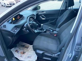 PEUGEOT 308 usata, con Autoradio