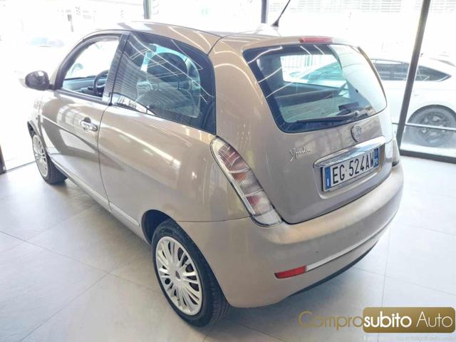 LANCIA Ypsilon usata, con Chiusura centralizzata