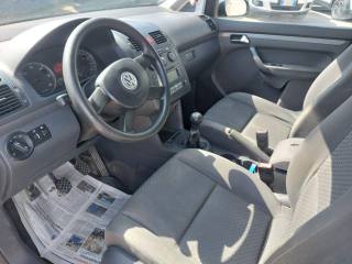 VOLKSWAGEN Touran usata, con Climatizzatore