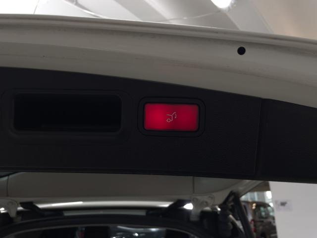 MERCEDES-BENZ ML 320 usata, con Regolazione elettrica sedili