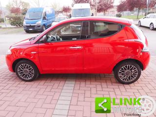 LANCIA Ypsilon usata, con Controllo trazione