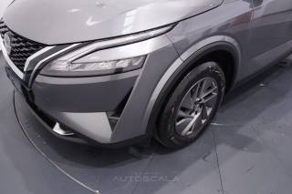 NISSAN Qashqai usata, con Fari LED