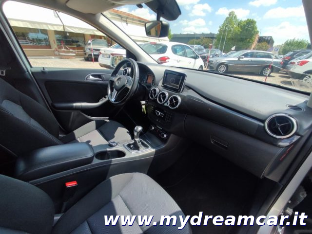 MERCEDES-BENZ B 180 usata, con Controllo trazione