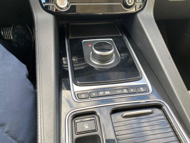 JAGUAR F-Pace usata, con Climatizzatore