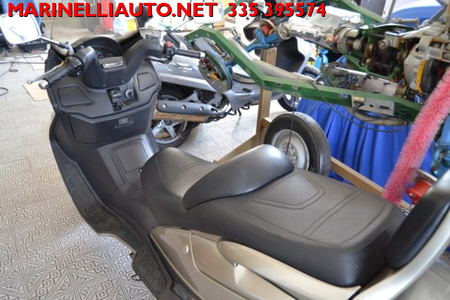 SUZUKI Burgman AN 400 usata 7