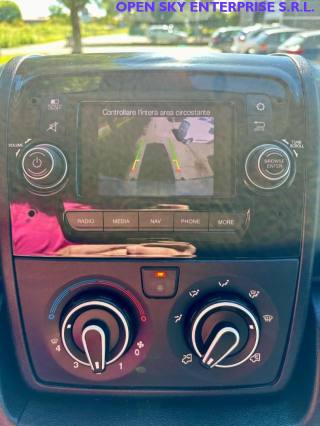 PEUGEOT Boxer usata, con USB