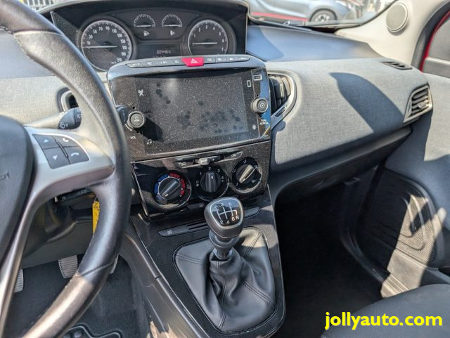 LANCIA Ypsilon usata 26